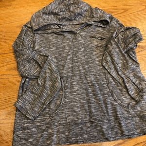 Saucony long sleeve gray hooded long sleeve